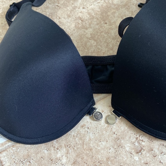 La Vie en Rose Front Closure Bra - Picture 3 of 4